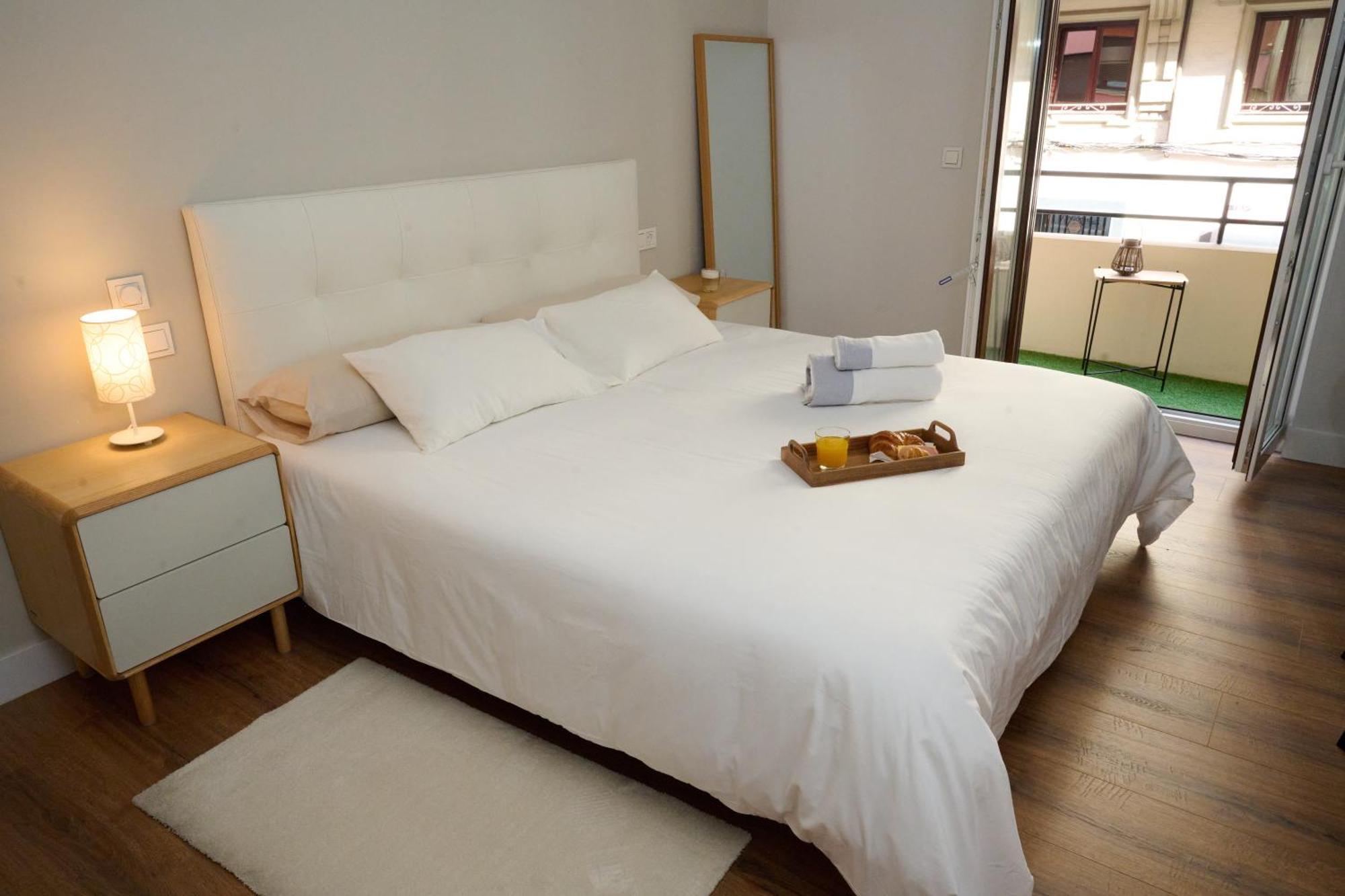 Apartamento Nuevo Lujoso Suites Centro Bilbao Wifi ,Parking Gratis 外观 照片